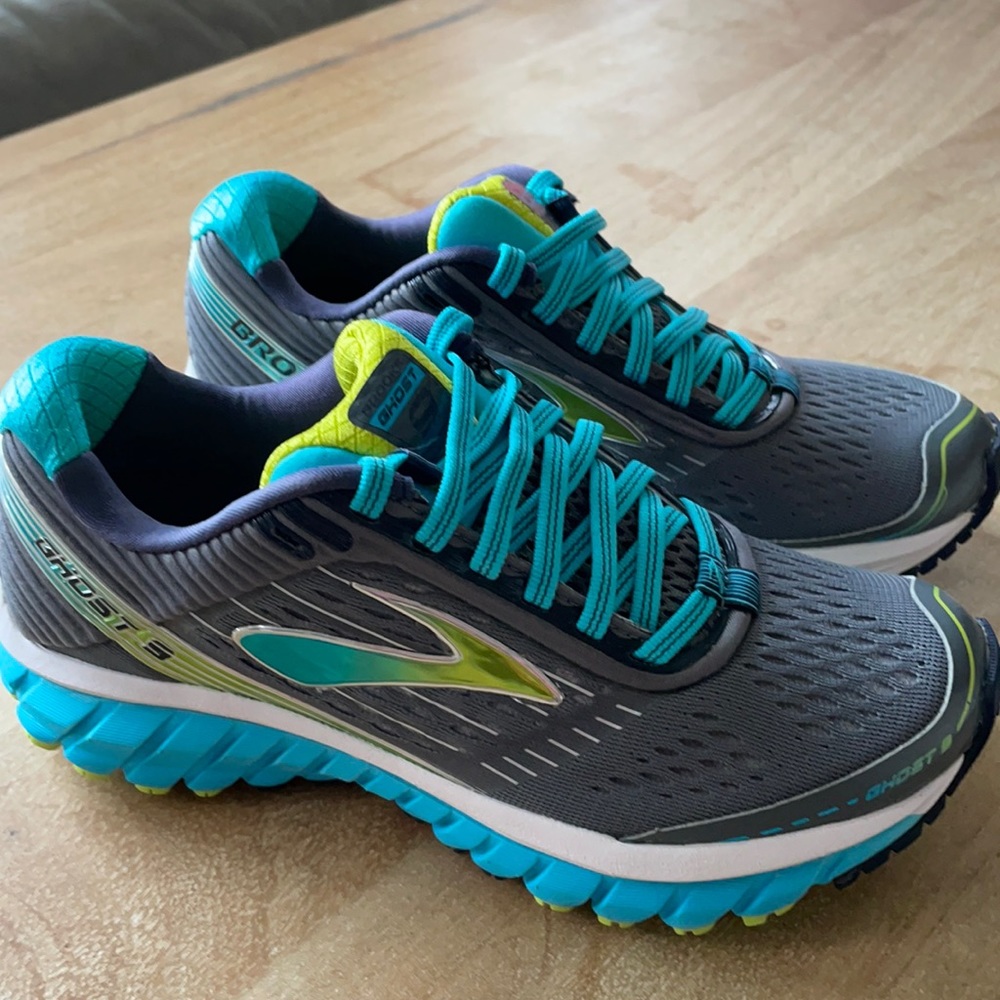 NWOT Brooks Ghost 9